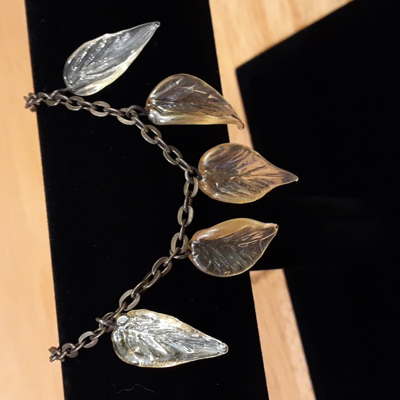 Vintage Leaf Necklace Q133 - Picture 7 of 9